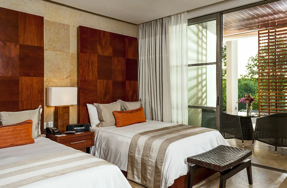 ***** Resort Rosewood Mayakoba Lafitte Mexico