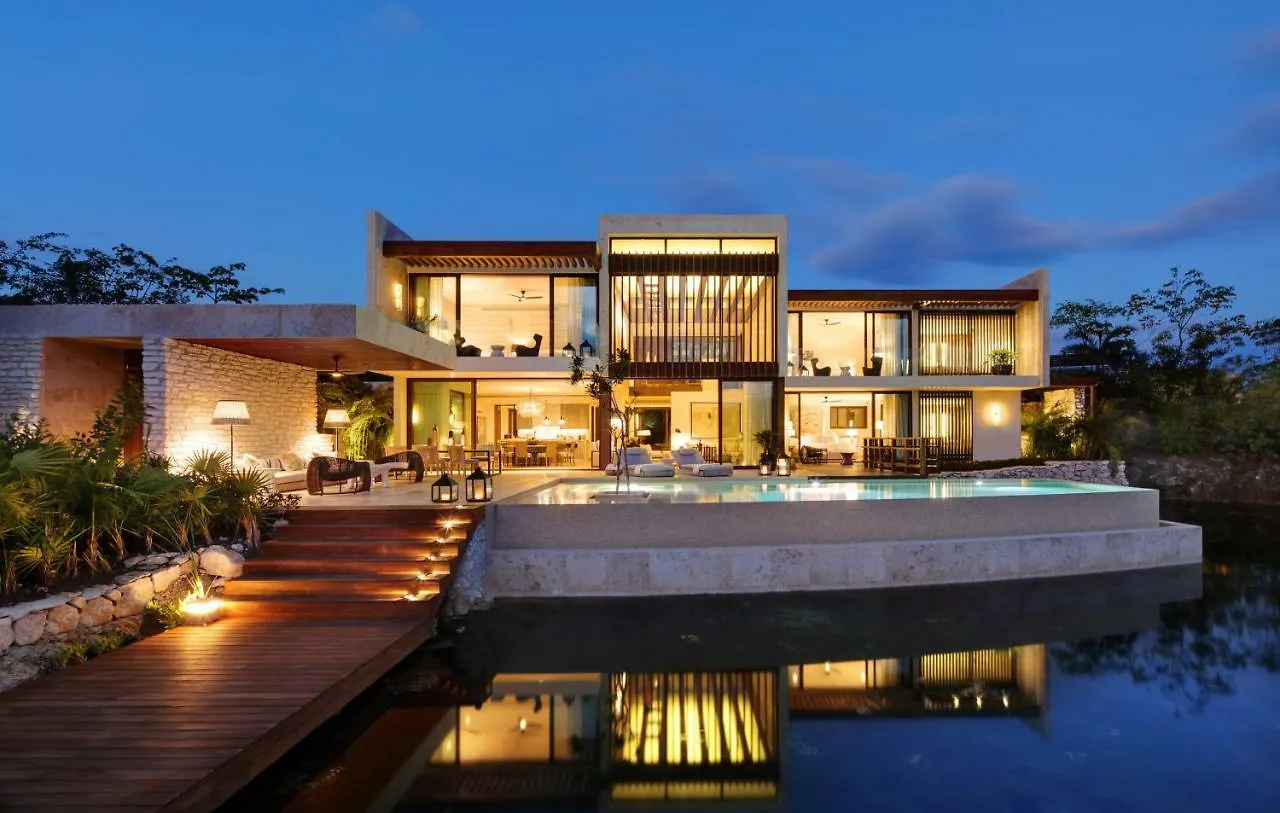 Rosewood Mayakoba Lafitte 5*,