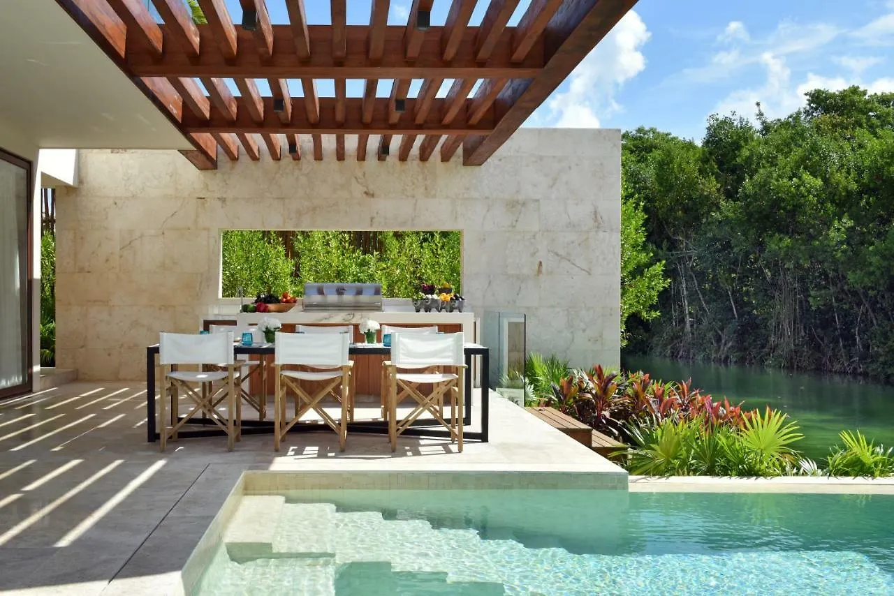 Rosewood Mayakoba Lafitte 5*,
