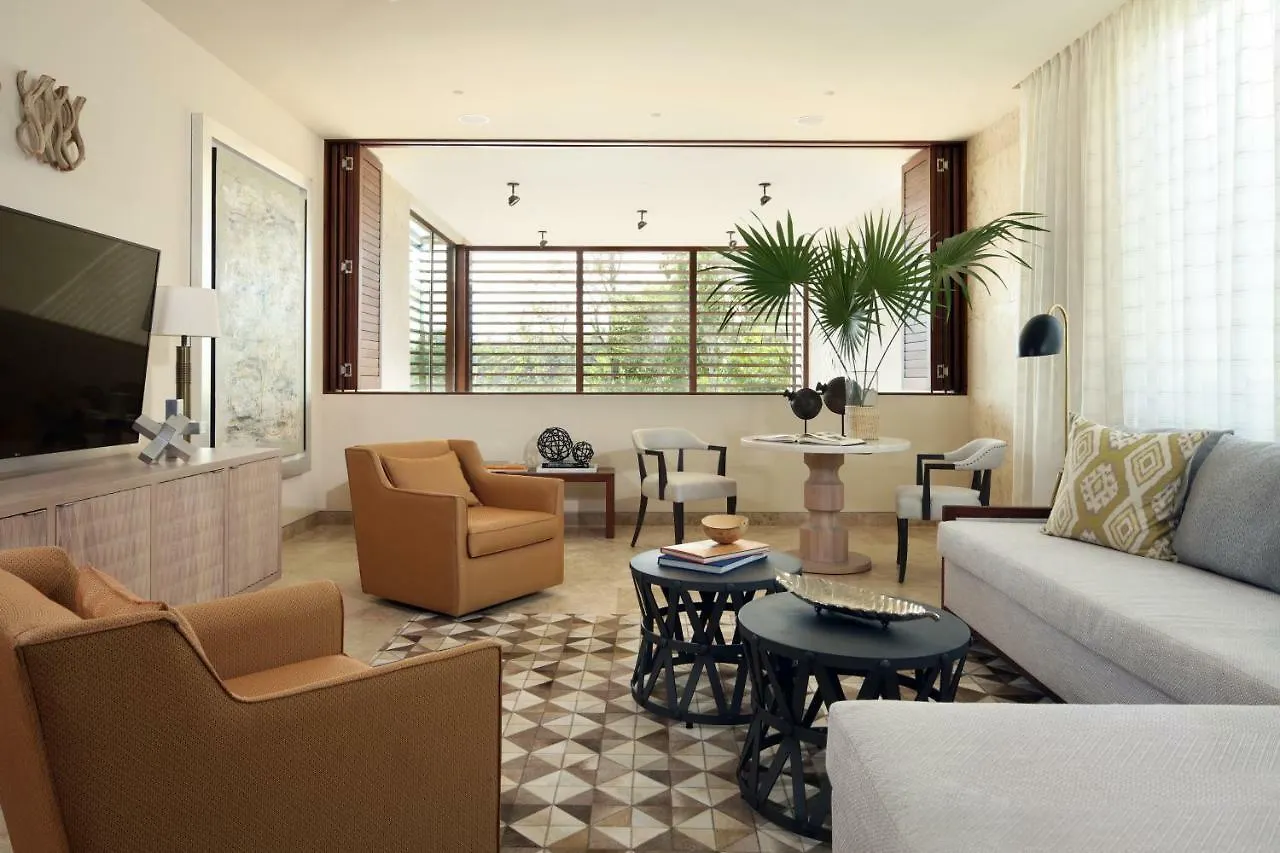 Rosewood Mayakoba Lafitte