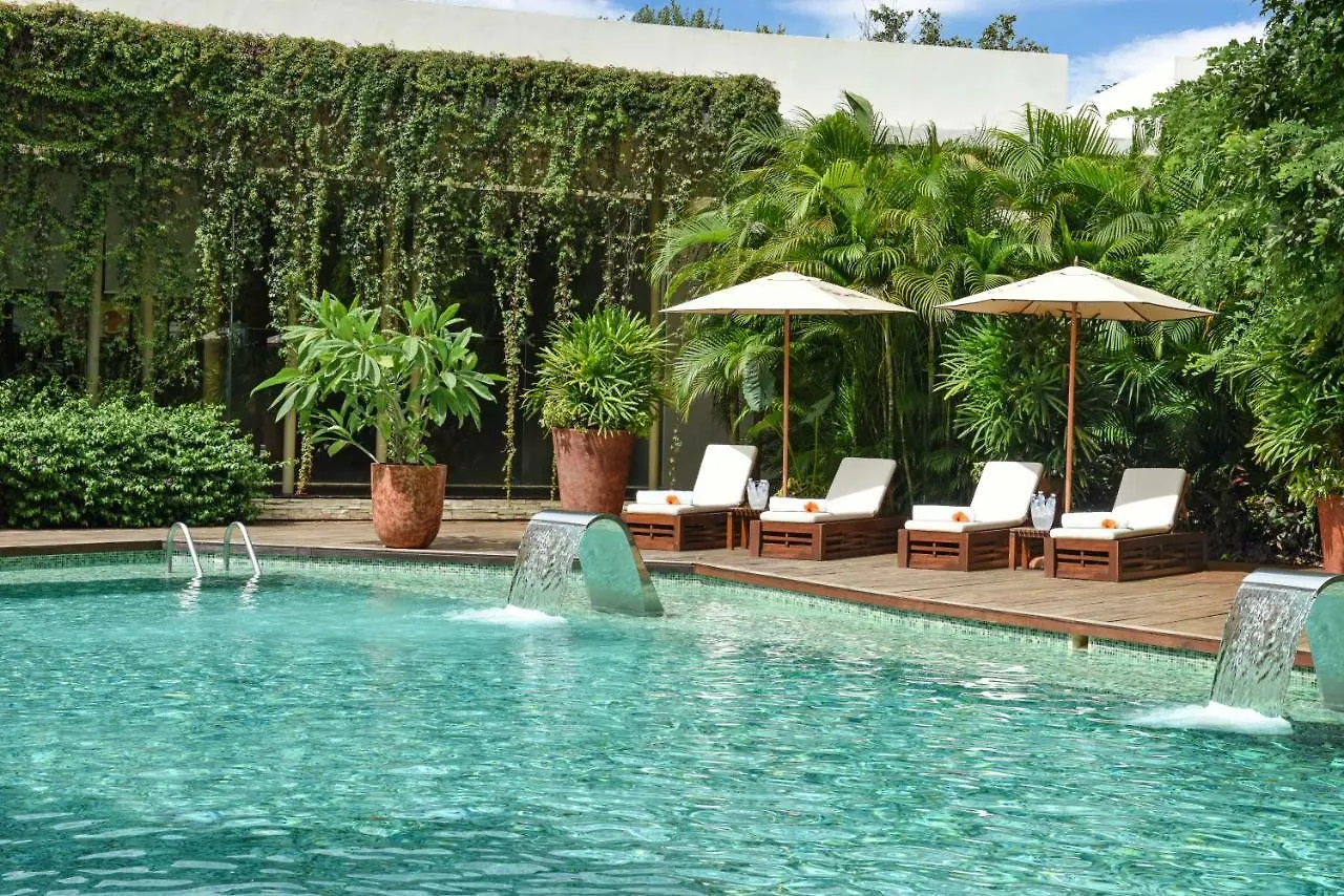 Rosewood Mayakoba Lafitte 5*,